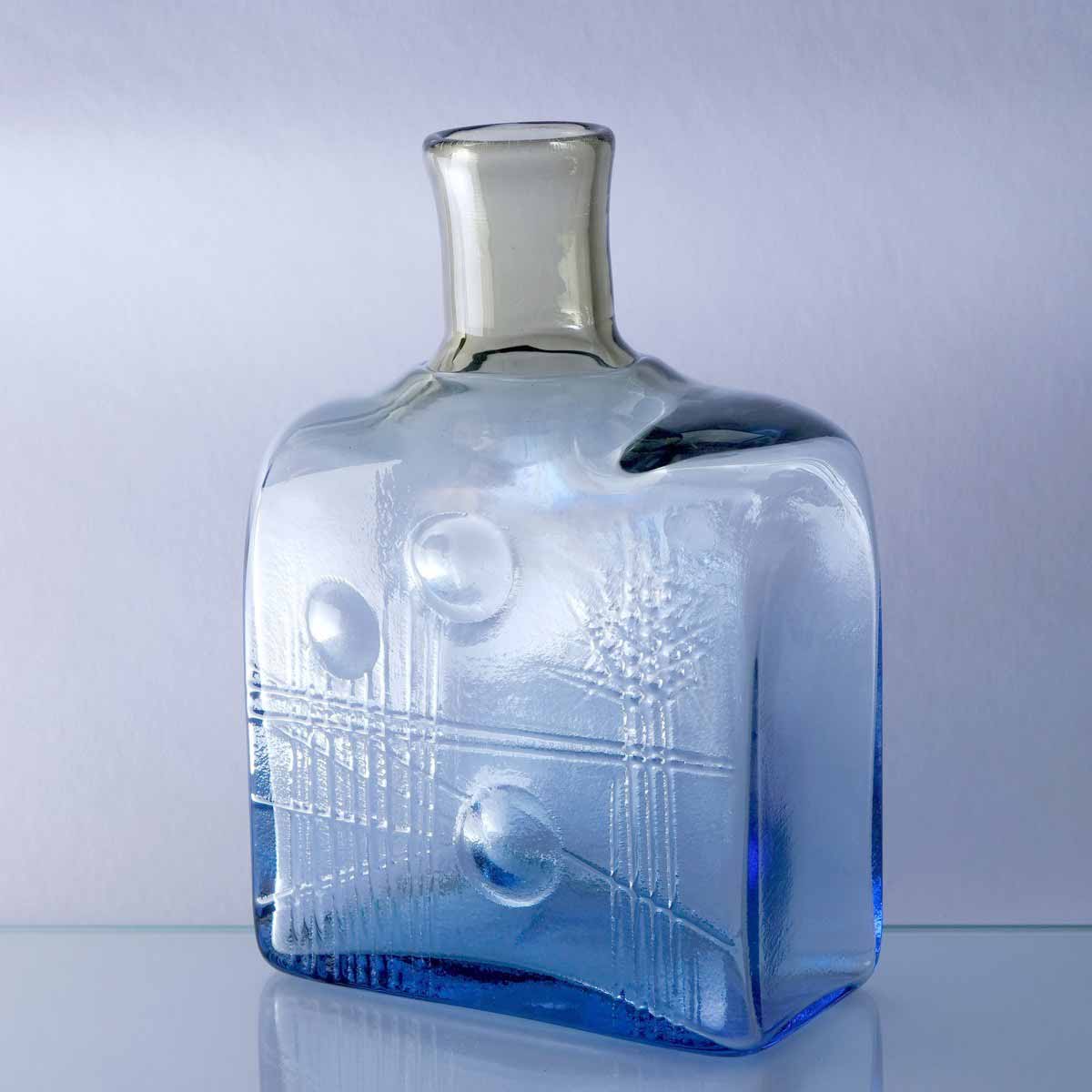 Karol Hološko - Váza s plastickým dekorem