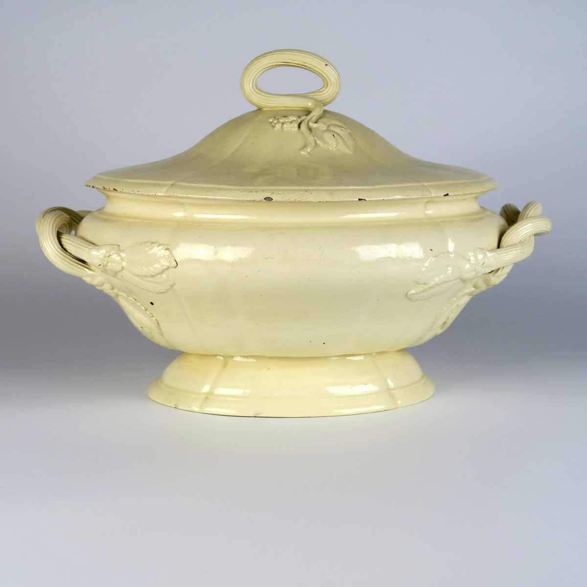 Polévková terina s víkem - Praha