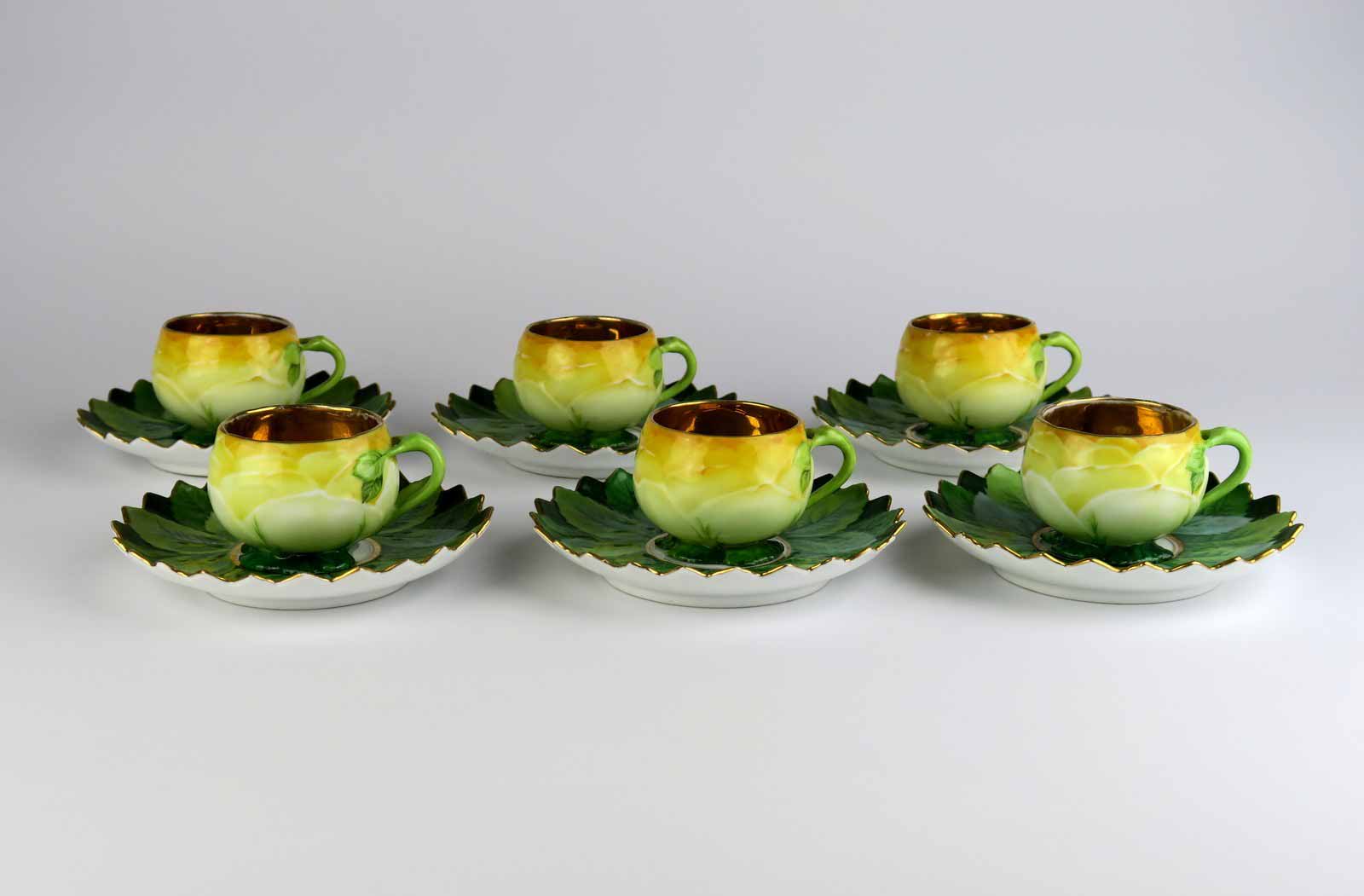 6 koflíků s miskami ve tvaru květů růže