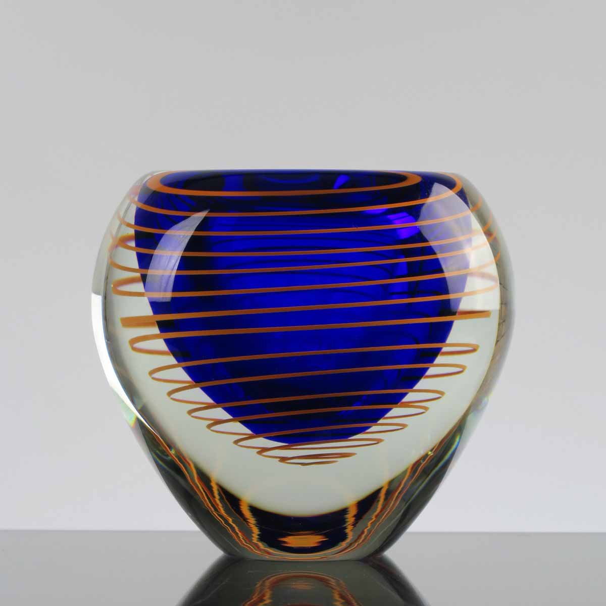 Stanislav Libenský (1921 - 2002) | Váza se zatavenou spirálou