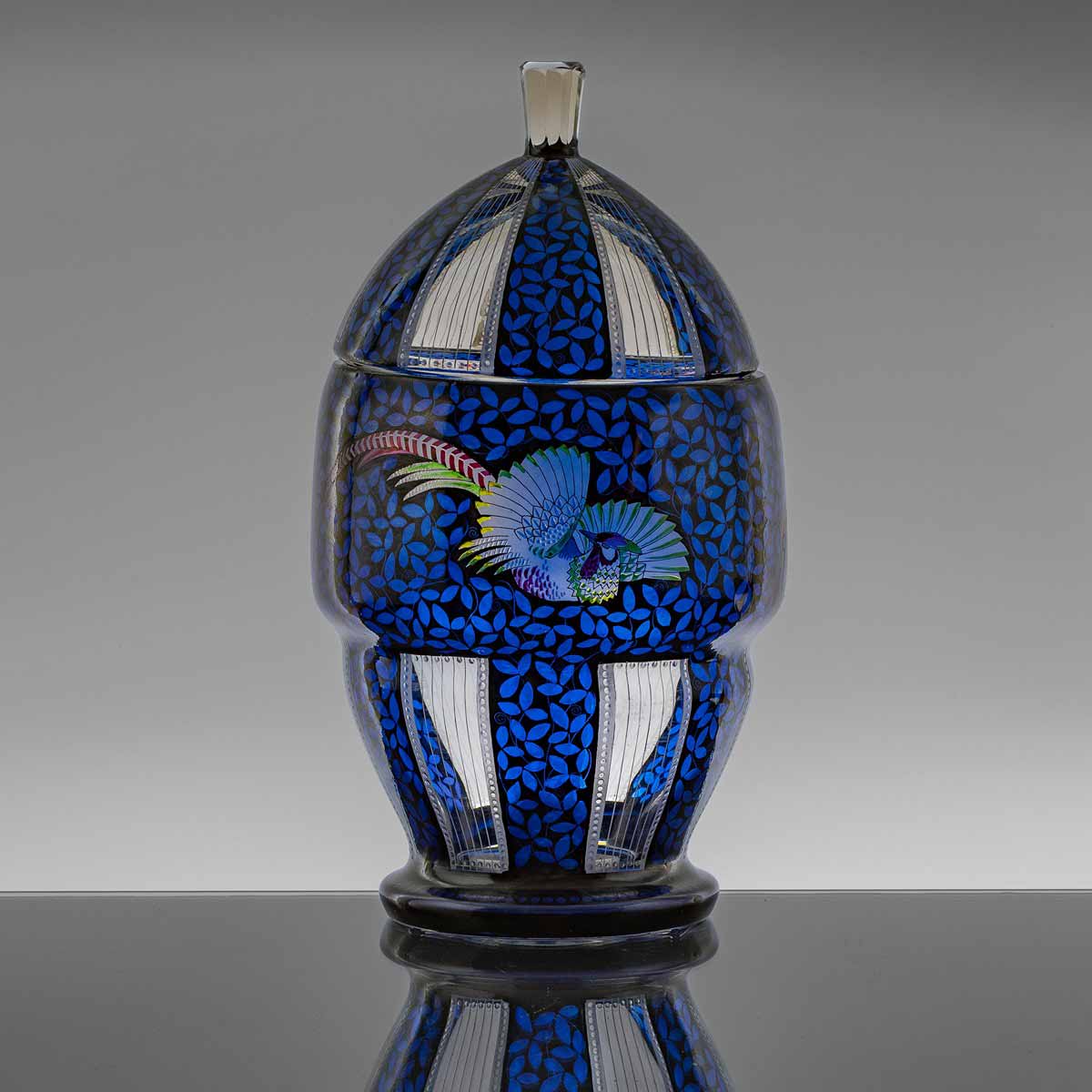 Váza s víkem - Nový Bor