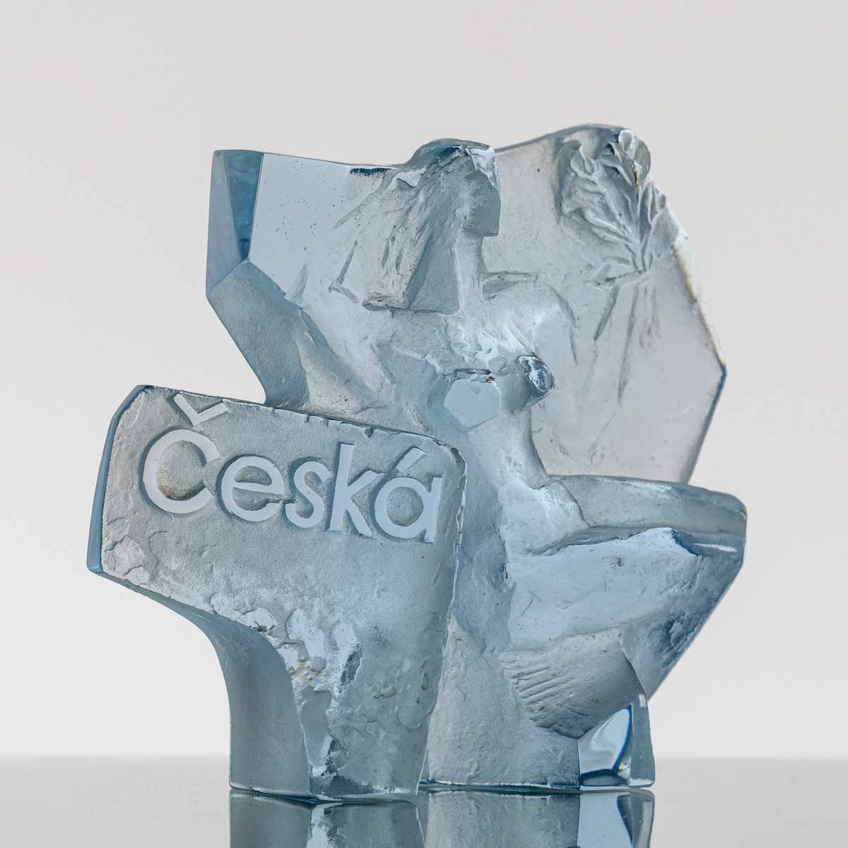 Jan Černý (1907 - 1978) - figurální plastika "Česká"