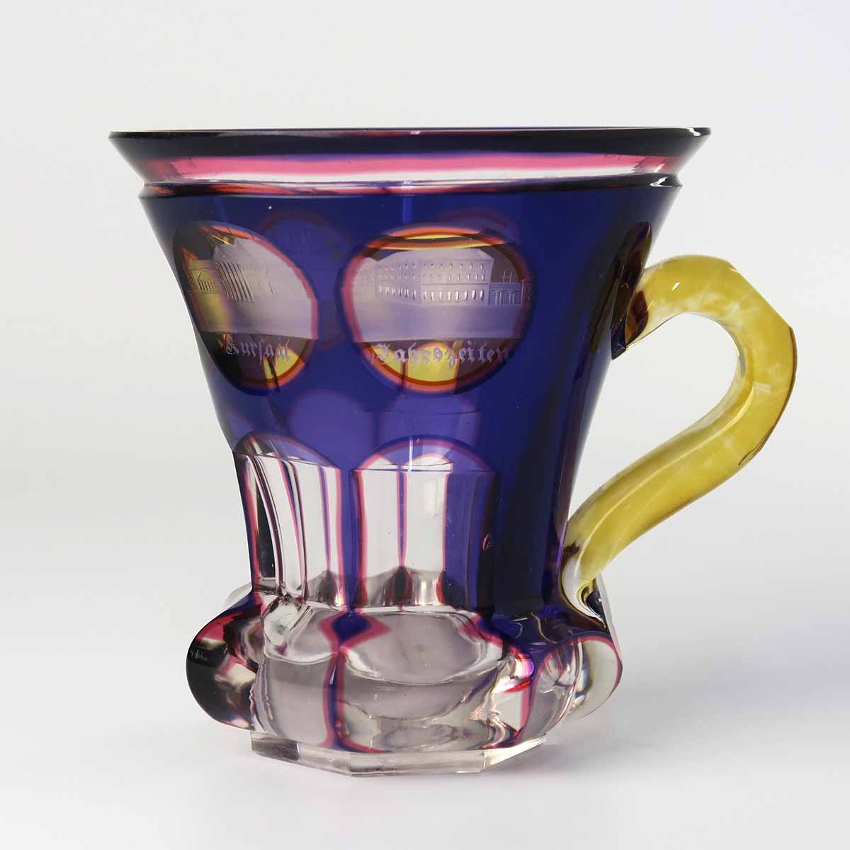 Biedermeierový lázeňský pohárek