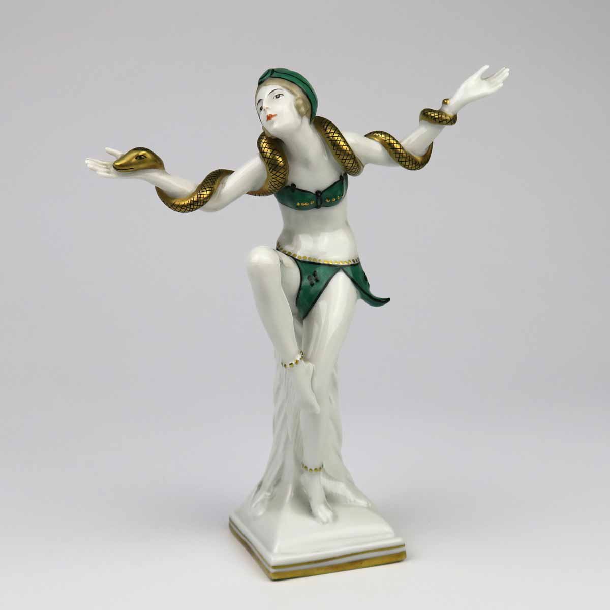 Orientální tanečnice s hadem I., lmenau