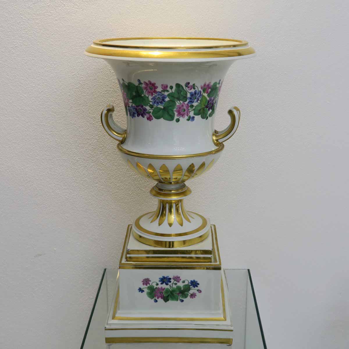 Empírová váza, Vídeň