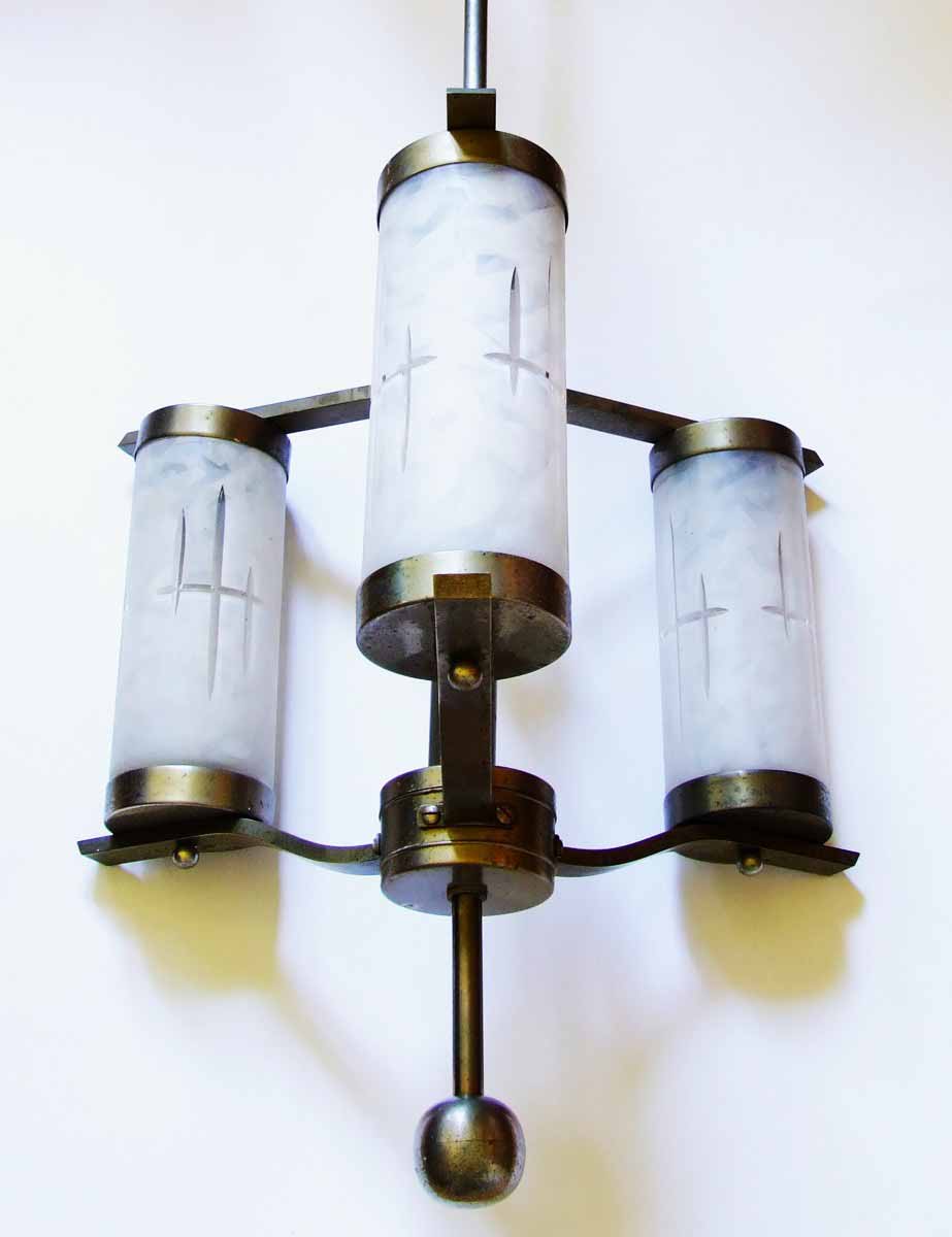 Funkcionalistický lustr