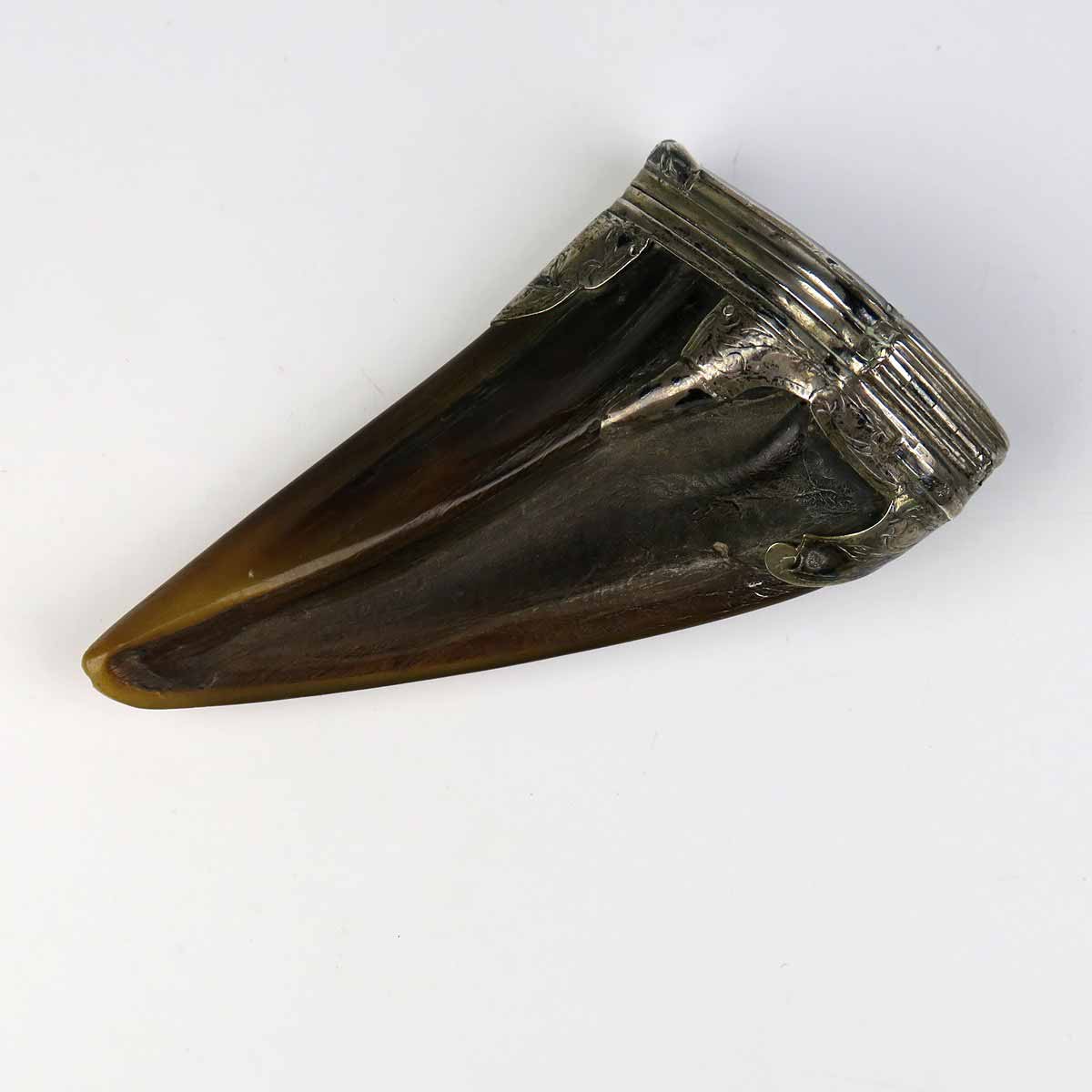 Rokoková dóza ve tvaru rohu