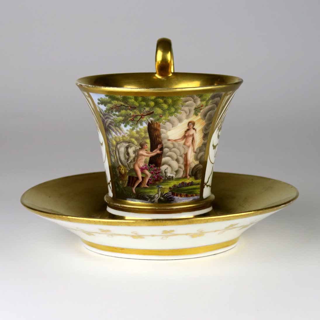 Biedermeierový koflík s miskou "Zrození Evy" - Loket