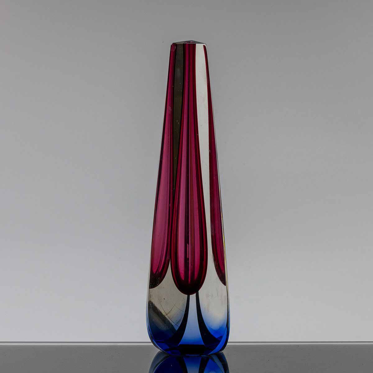 Pavel Hlava (1924 - 2003) - Váza na jeden květ