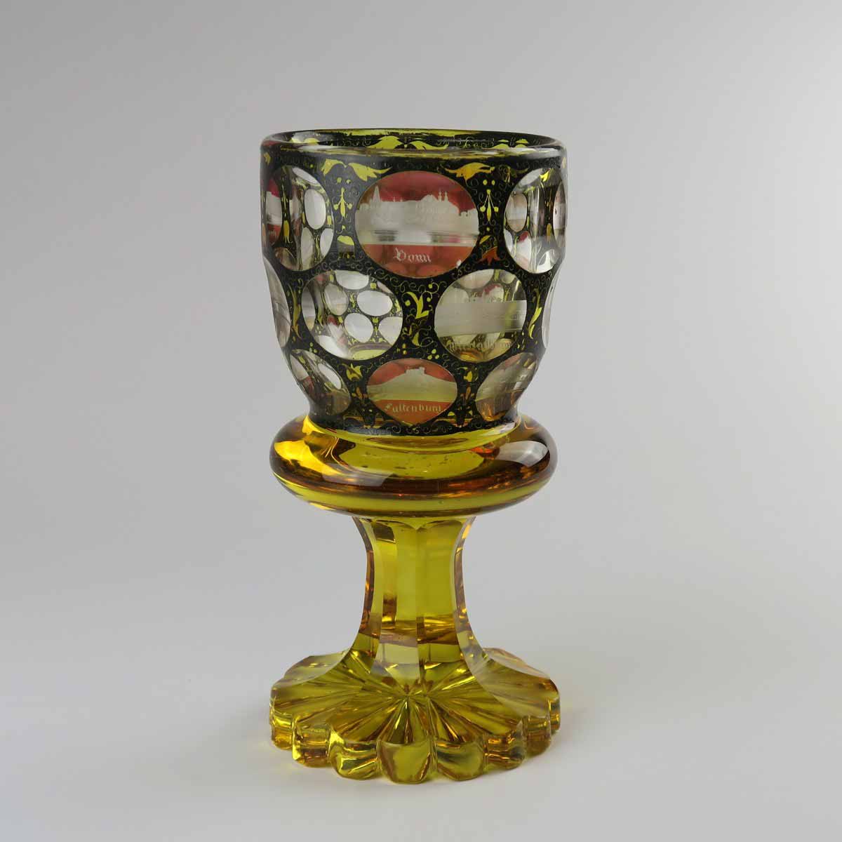 Biedermeierový pohár s motivy z Porýní