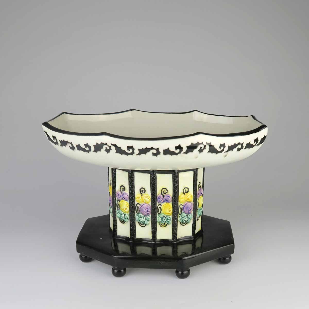 Secesní nástolec, B. Bloch