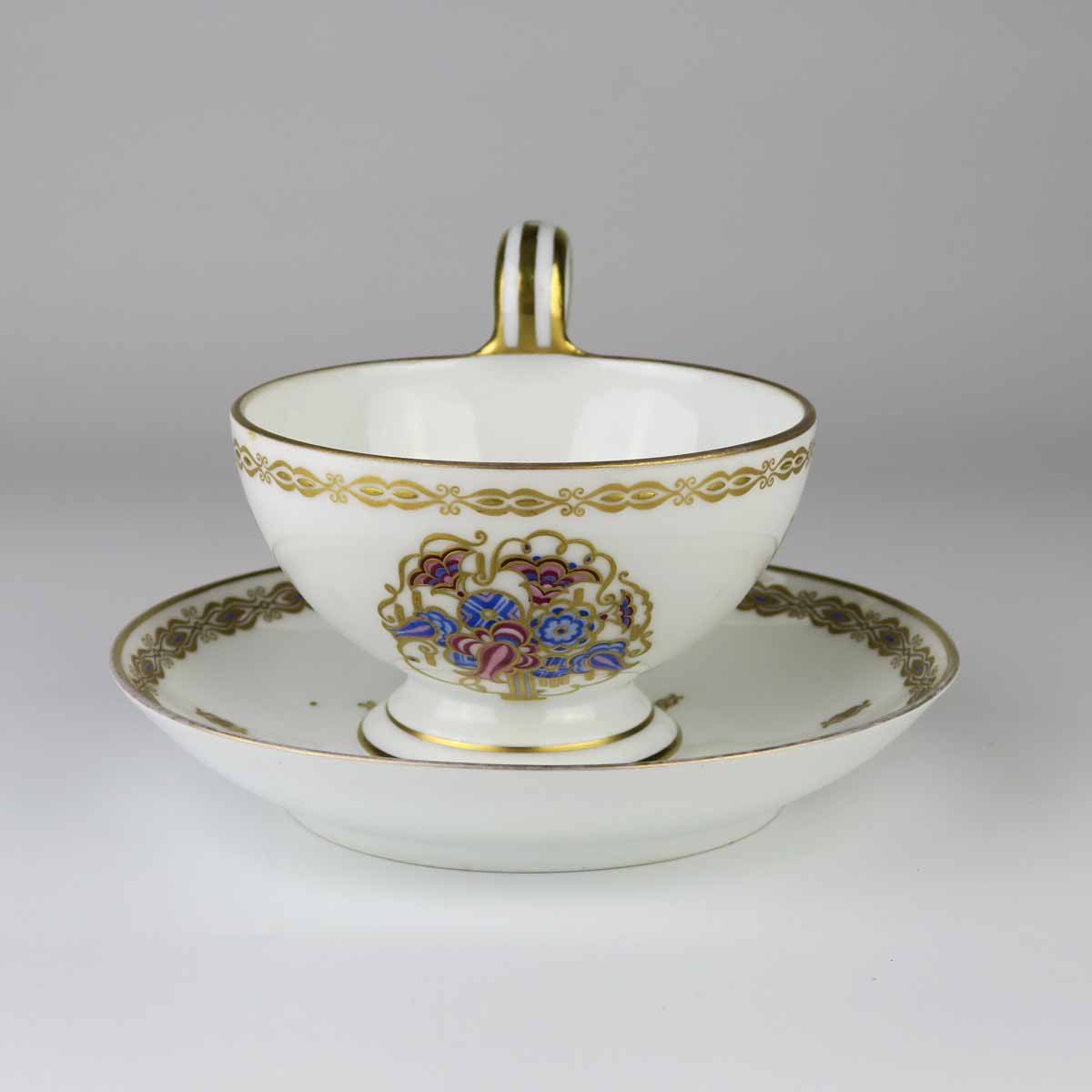 Secesní koflík s miskou