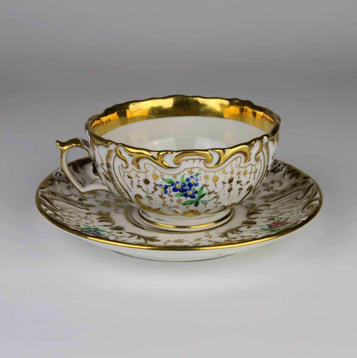 Velký koflík s miskou, Loket