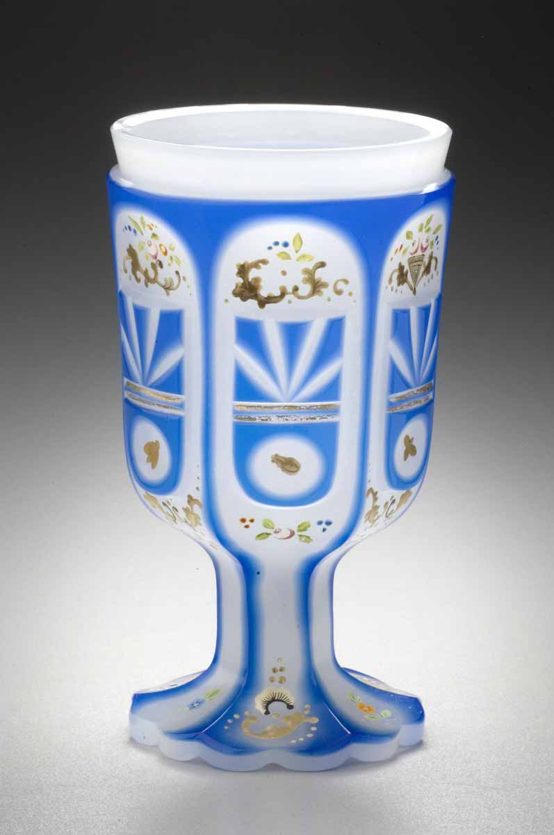 Biedermeierový pohár