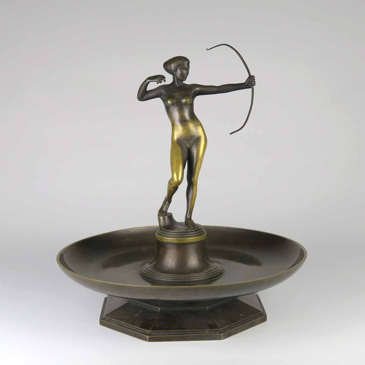 Bronzová mísa "Diana"