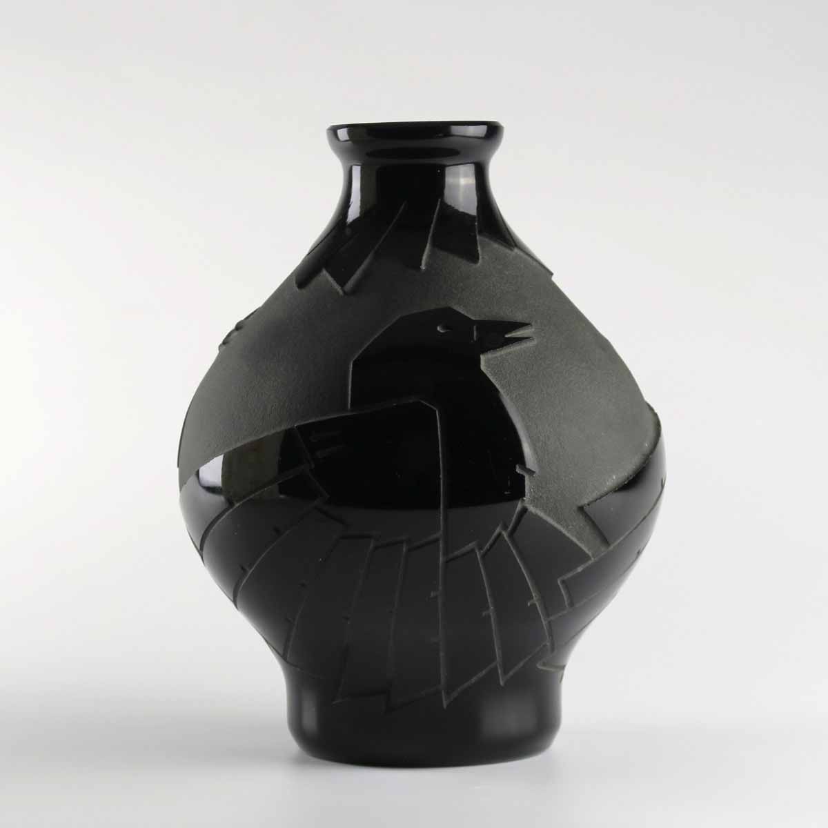 Váza s motivem ptáků