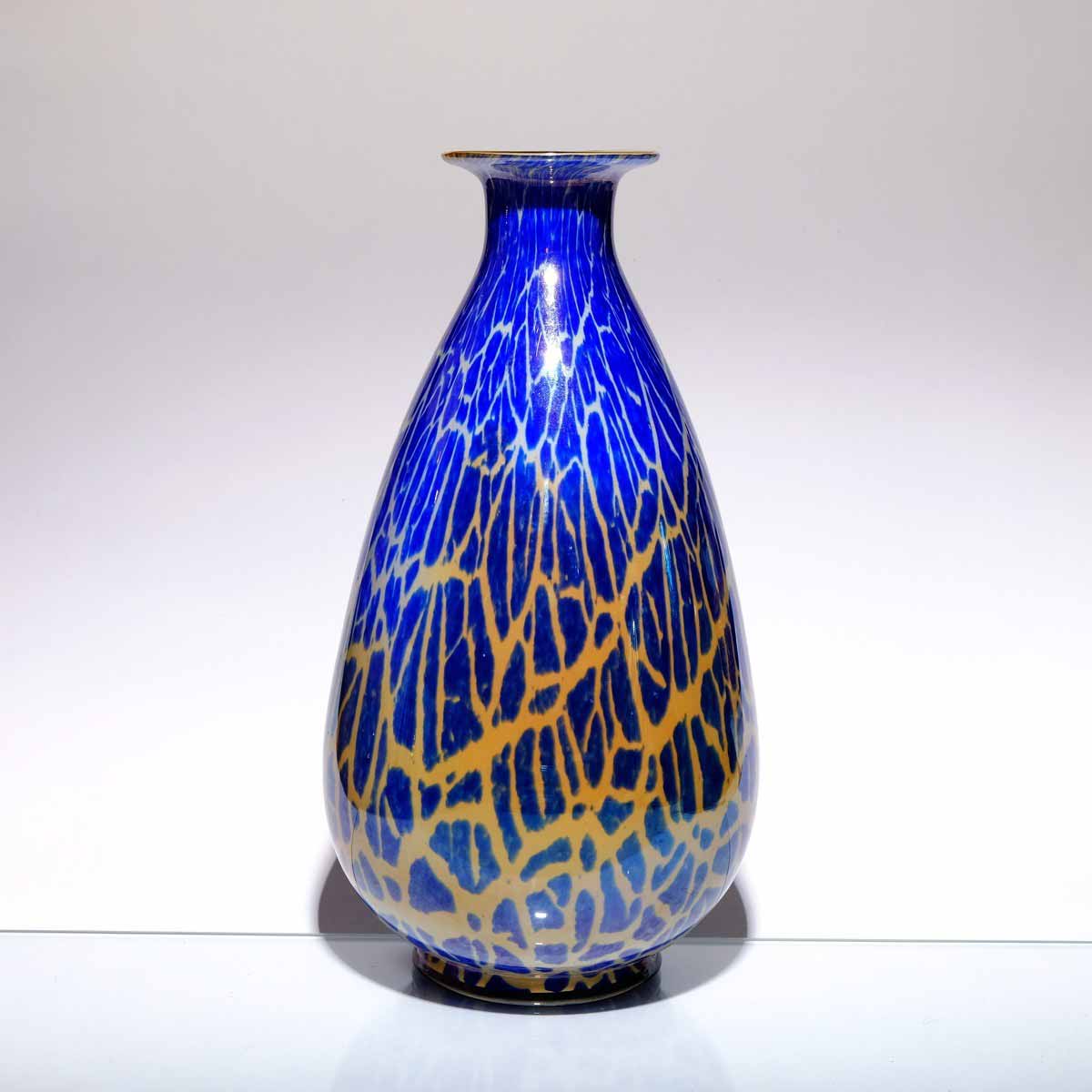 Váza ve stylu art deco