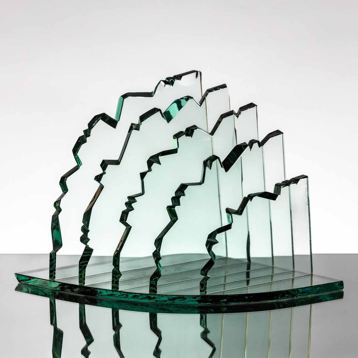 René Roubíček - Pyramida