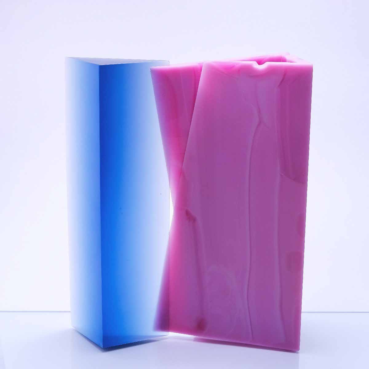 Ilja Bílek - Kontakt